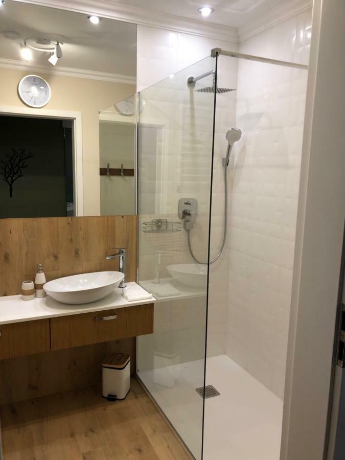 רדה Aqua Apartments מראה חיצוני תמונה